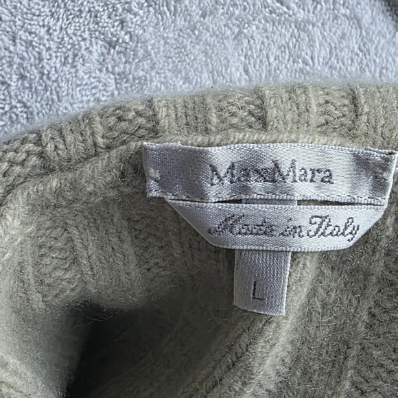 Max Mara Ribbed Knit Sleeveless Turtleneck Vest – Made in Italy – Size L - Picture 3 of 8